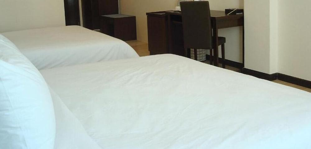 De' Garden Hotel, Баттерворт Экстерьер фото